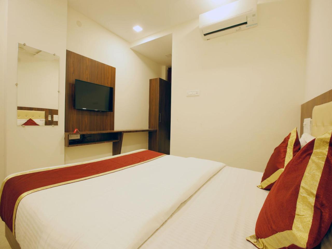 Hotel Ak International Ullāl Екстериор снимка